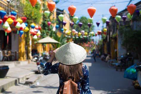  Golden Bells: A Vietnamese Mythological Symphony